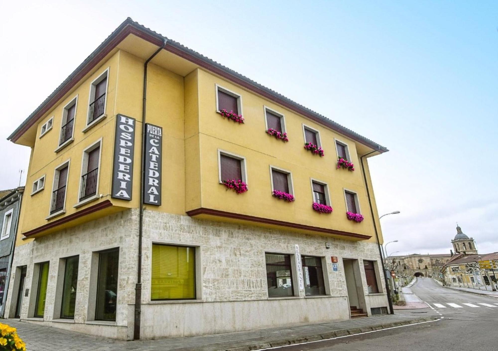 Hotel Hospederia Puerta De La Catedral Ciudad-Rodrigo Exteriér fotografie