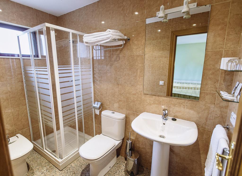 Hotel Hospederia Puerta De La Catedral Ciudad-Rodrigo Pokoj fotografie